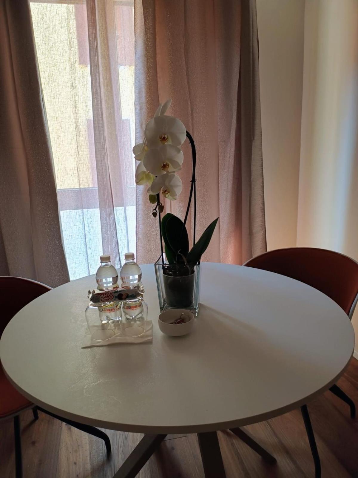 Residenze Simari Luxury Apartment ปาโดวา ภายนอก รูปภาพ