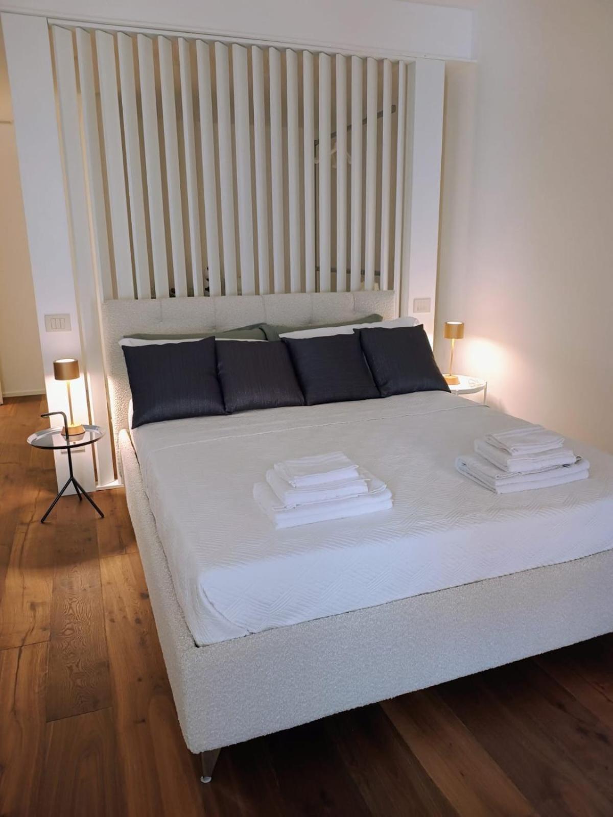 Residenze Simari Luxury Apartment ปาโดวา ภายนอก รูปภาพ