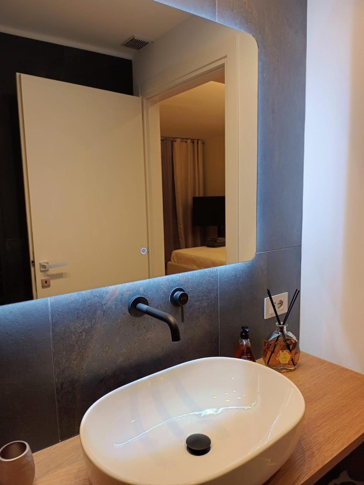 Residenze Simari Luxury Apartment ปาโดวา ภายนอก รูปภาพ